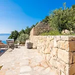 Apartman Pharia