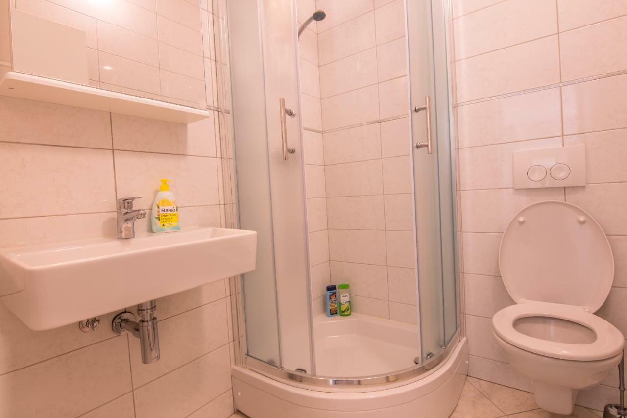 Apartman Pharia Affittacamere Gdinj